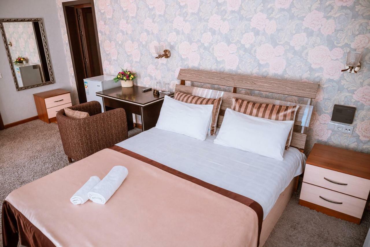 Hotel Avenue Bisjkek Eksteriør bilde